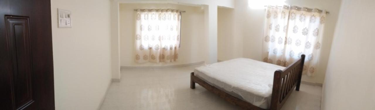 Sai Leela Guest House ดาโบลิม ภายนอก รูปภาพ