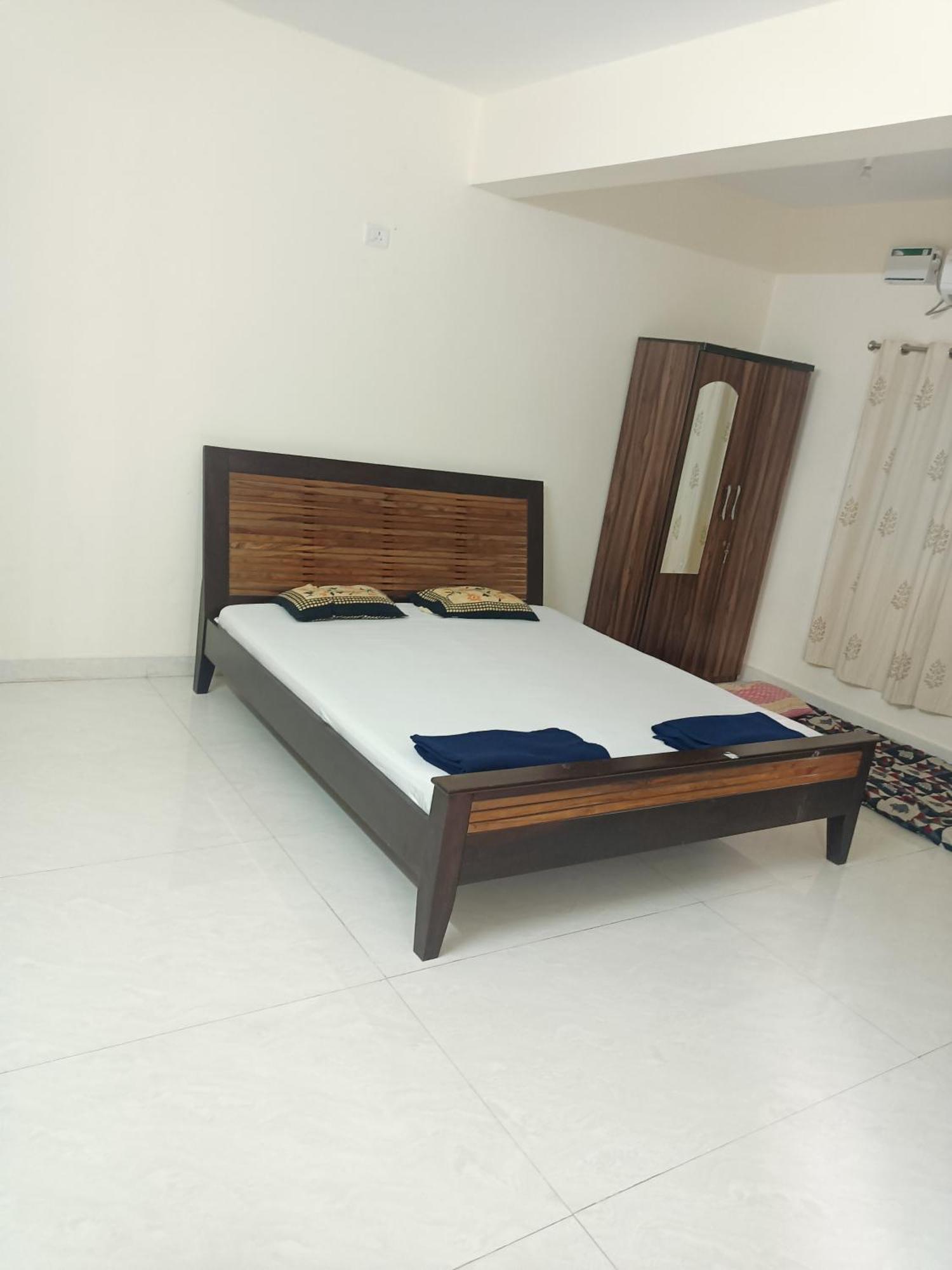 Sai Leela Guest House ดาโบลิม ภายนอก รูปภาพ